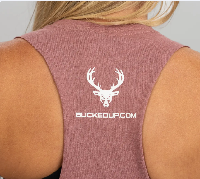 Playera Bucked Up Cropped Muscle Tank rosa con blanco