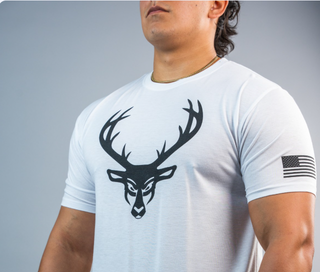 Playera Bucked Up con bandera Blanca