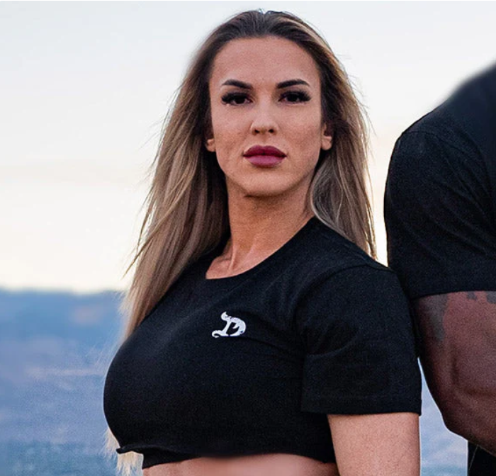 Playera Dragon Cropped Champion MindSet