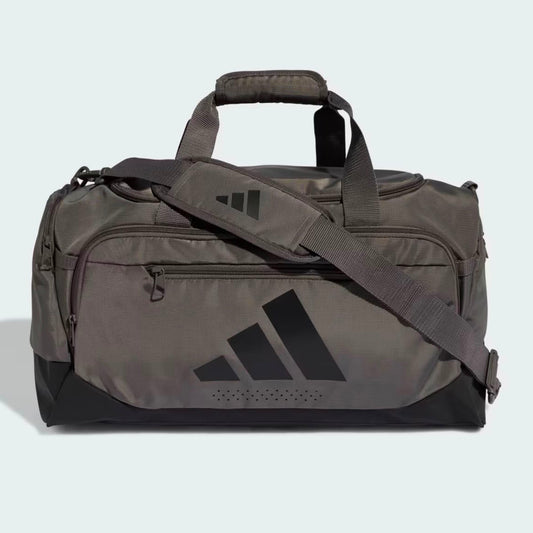 Maleta Adidas Defender Pequeña Café con negro