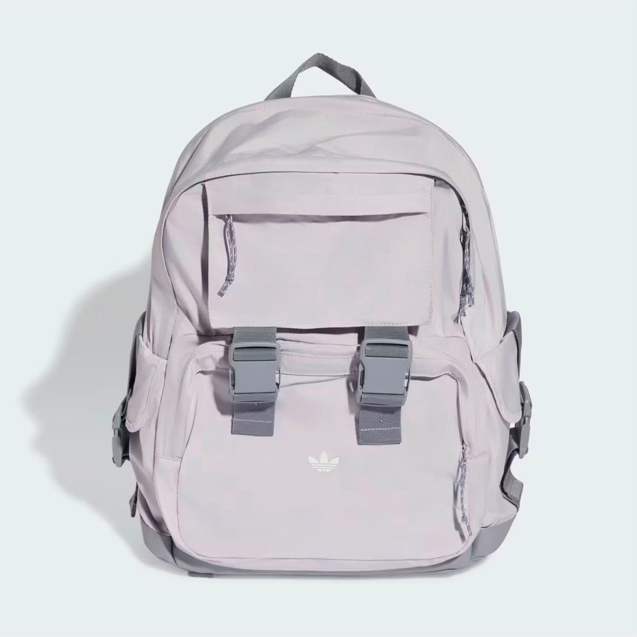 Mochila Adidas, Lila con clips centrales.