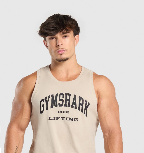 Gymshark Playera - 2012 Lifting Cut off Tank Beige