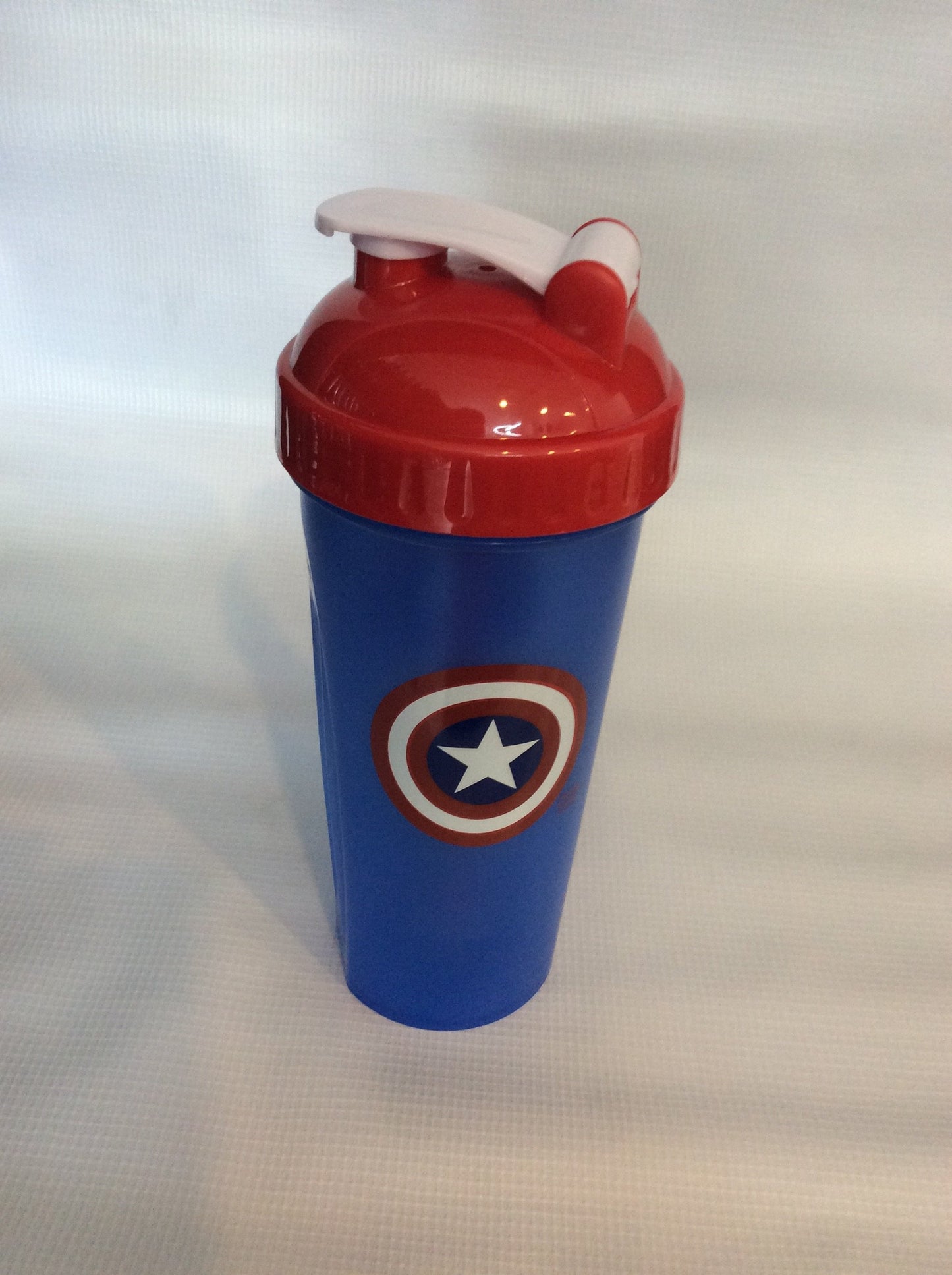 PERFECT SUPERHÉROES 28 OZ